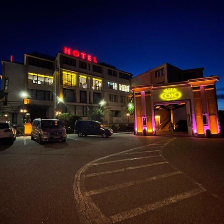 Hotel Ok 普里兹伦 外观 照片